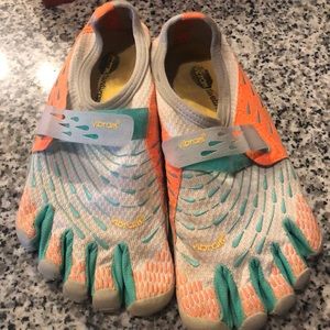 Vibram Five Fingers Seeya Shoes